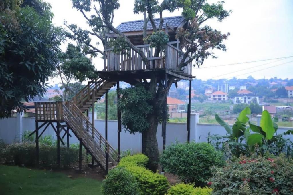 The Forest House - Kawuku-Bunga Kampala Exterior photo